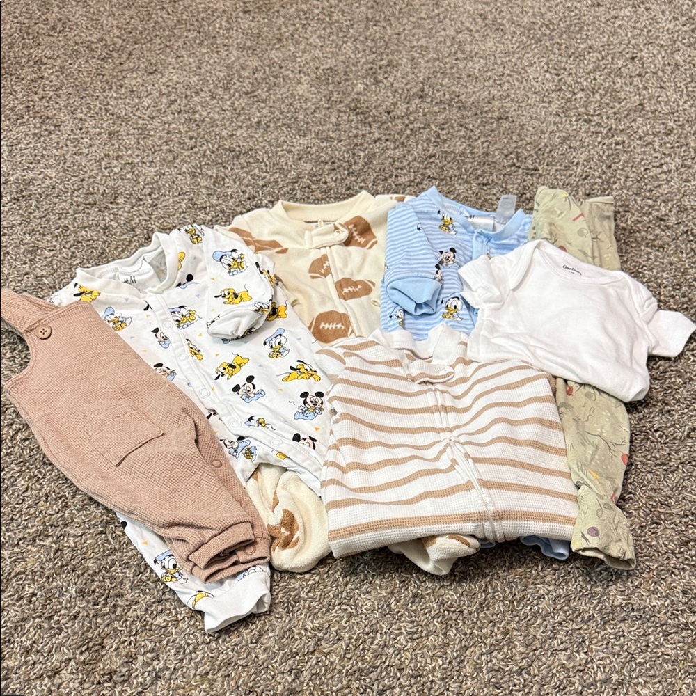 Baby Neutral & Pastel Mix - Carters & H&M Newborn Layette 0-3 Months